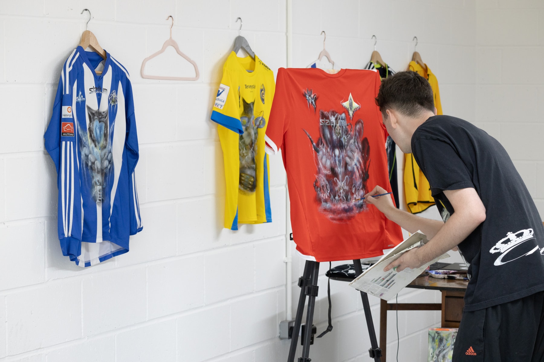 alex clayton british finnish artist artwork art gallery exhibition 