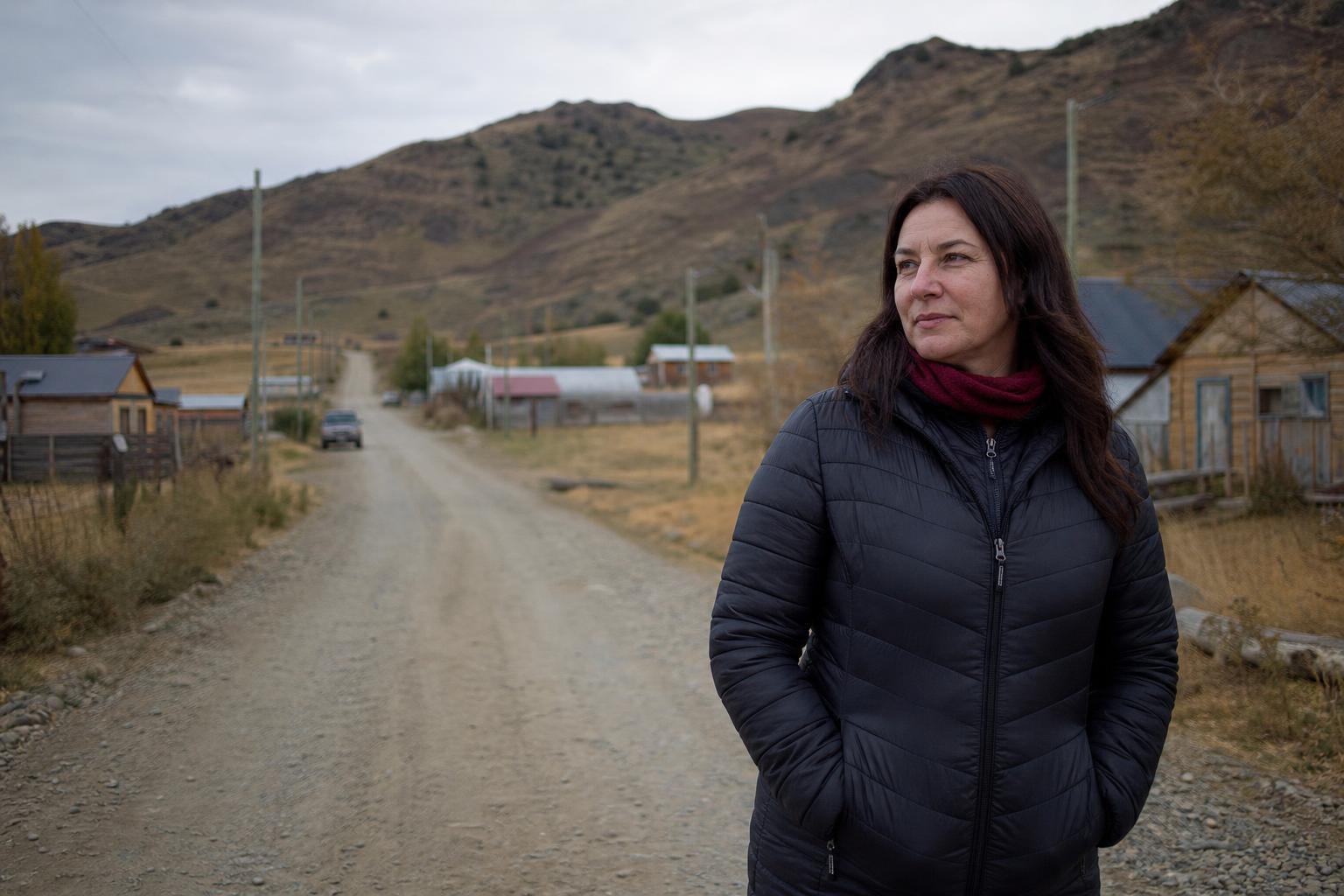 A los 44 años Verónica dejó Capital por un pueblo de la Patagonia de 300 habitantes: cuánto gasta por mes y lo que nadie le había advertido