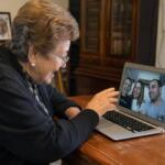 A los 73 años Susana aprendió a usar la computadora para hablar con sus nietos en España: «Me decían abuela no vas a poder y mirá»